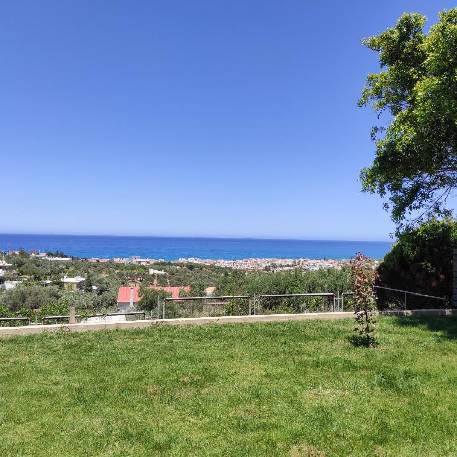Sea Breeze Villa ريثيمنو المظهر الخارجي الصورة