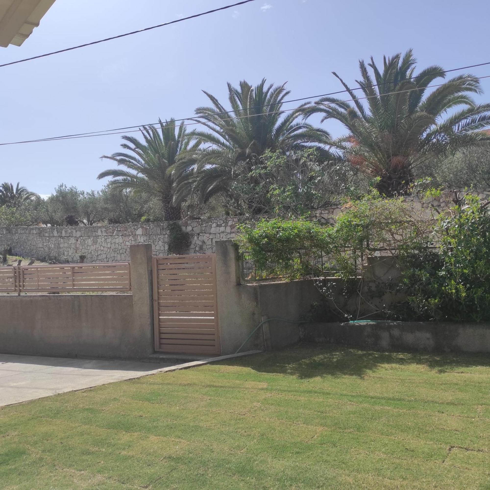 Sea Breeze Villa ريثيمنو المظهر الخارجي الصورة